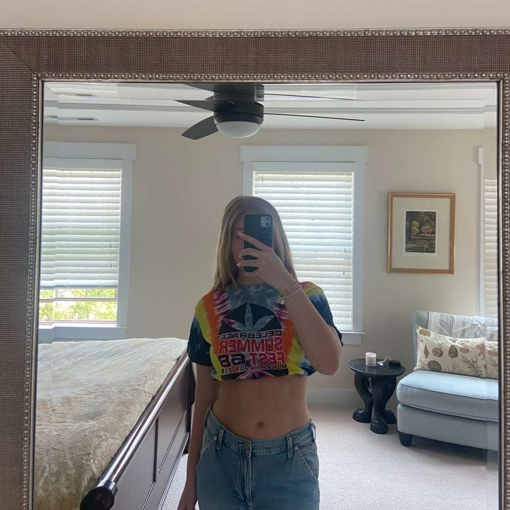 summer fest t-shirt with bungee cord crop top